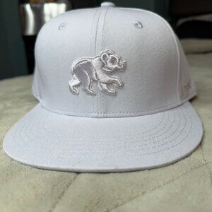 Chicago Cubs 2023 SGA White/Light Gray 1997 Logo Bleachers Hat